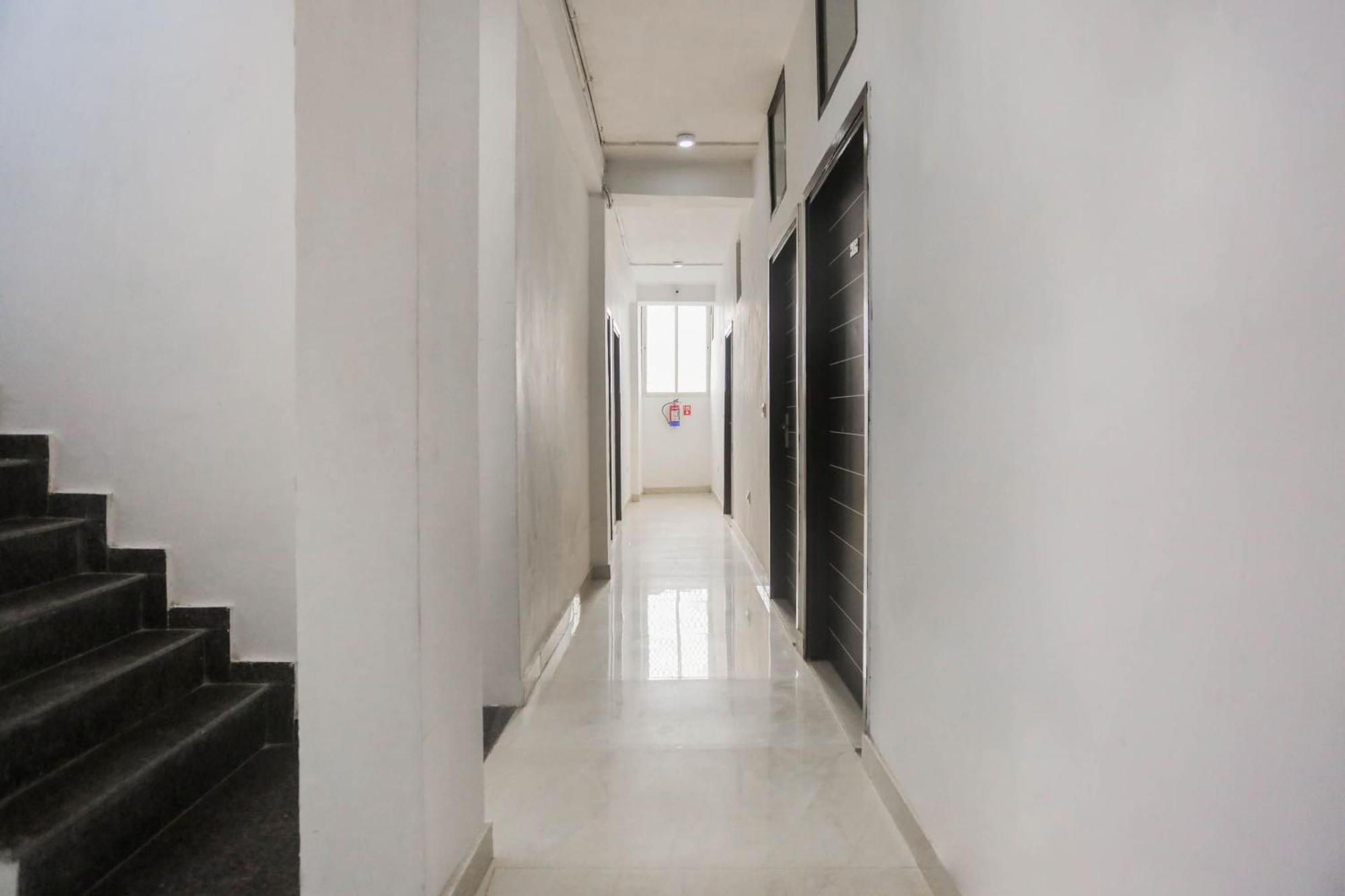 Hotel O Dream Town New Delhi Eksteriør bilde