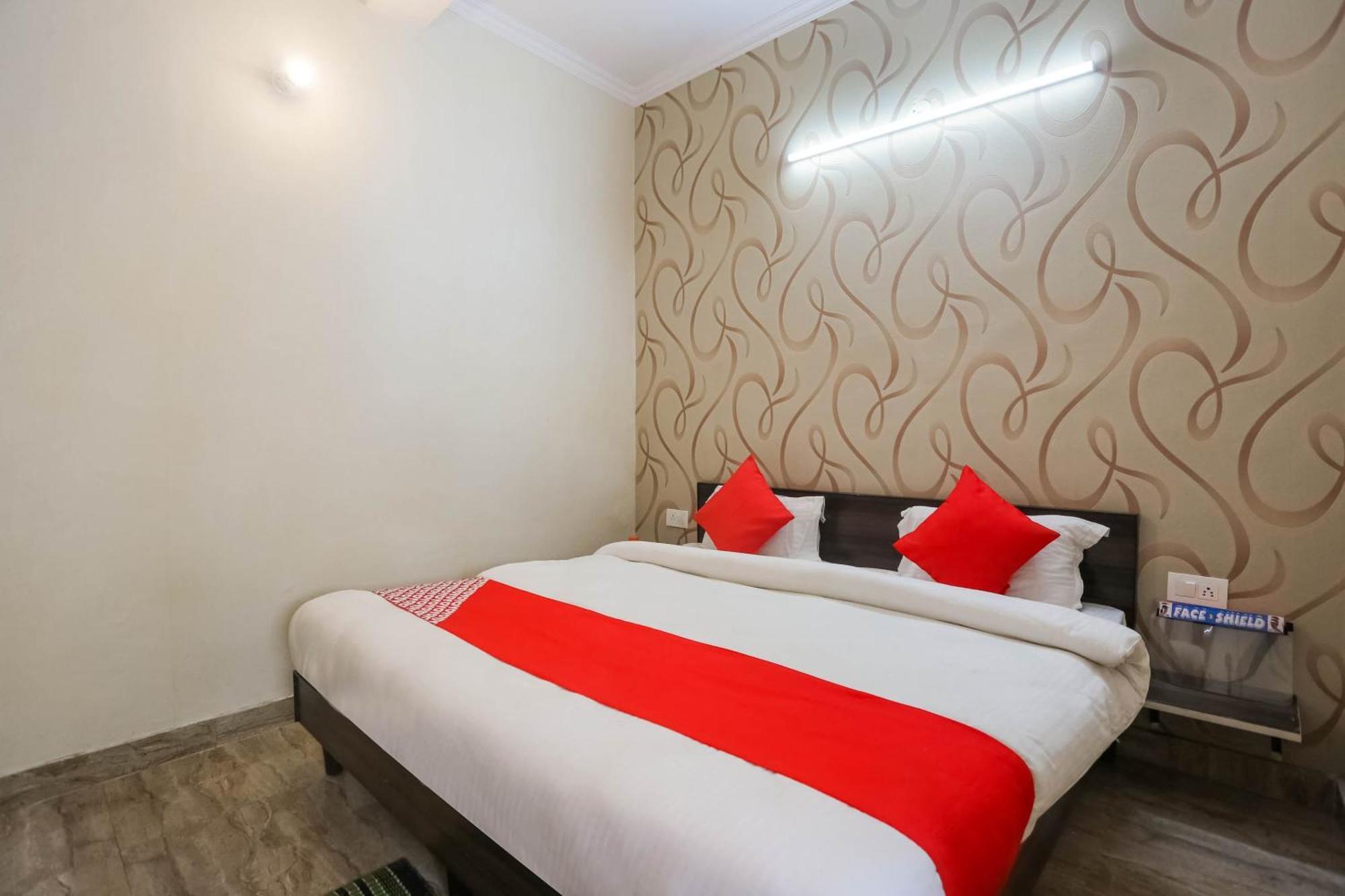 Hotel O Dream Town New Delhi Eksteriør bilde
